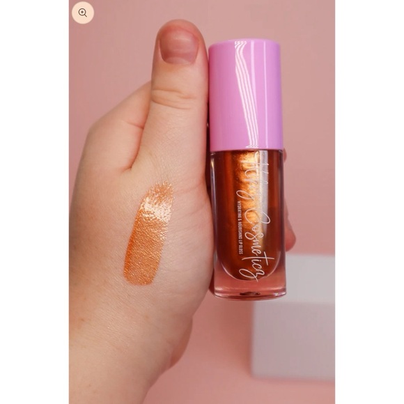 Kikiz Cosmeticz “PSL” Lipgloss - Picture 2 of 3